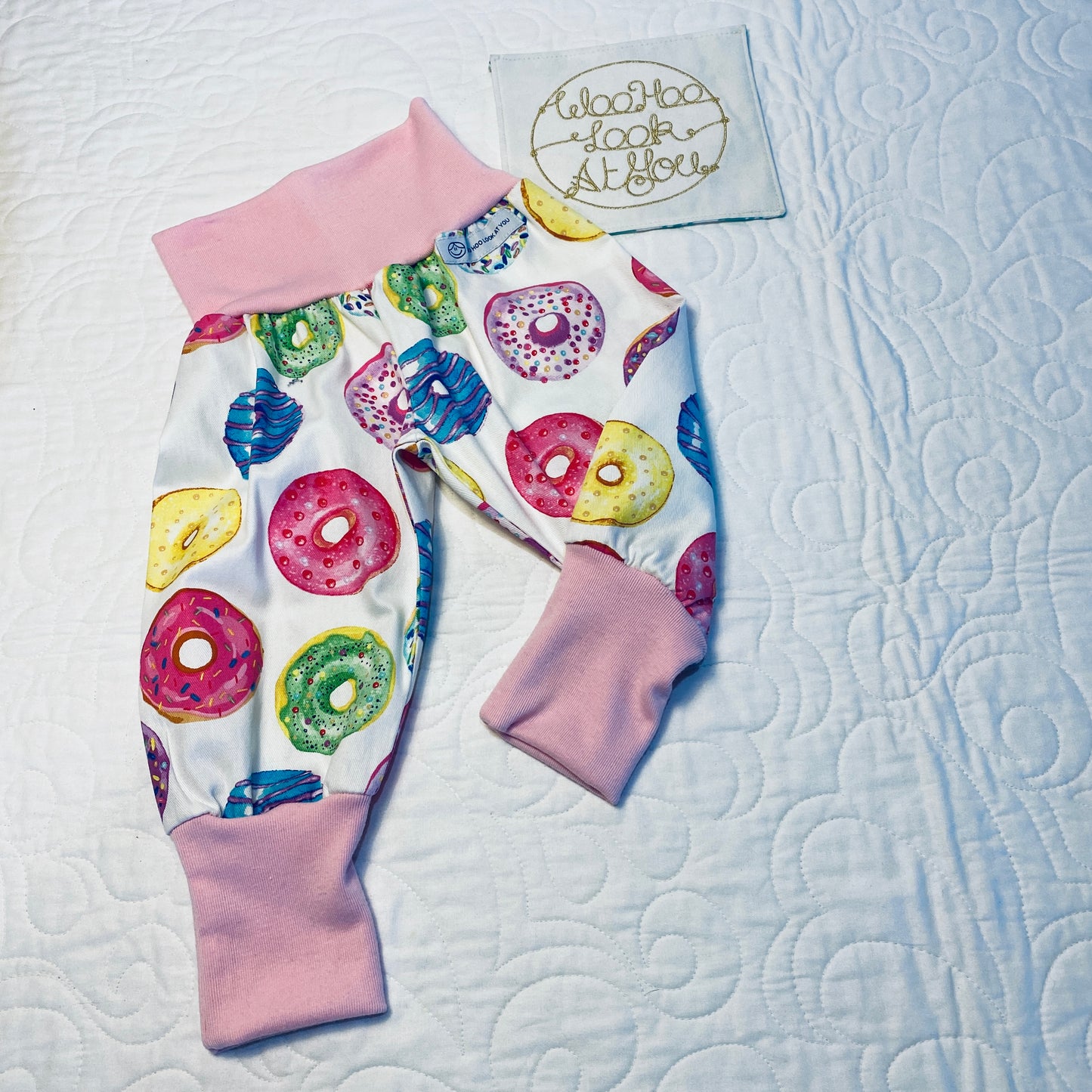 Pants - Harem - Buzoku Cotton - Donuts on White with Pink Bands
