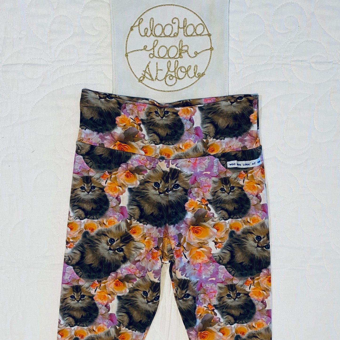Pants - Leggings - Cats with Orange and Soft Pink Roses